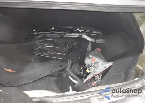 2023 Hyundai Elantra Hybrid Blue z USA, uszkodzony, nr VIN KMHLM4AJ4PU064055